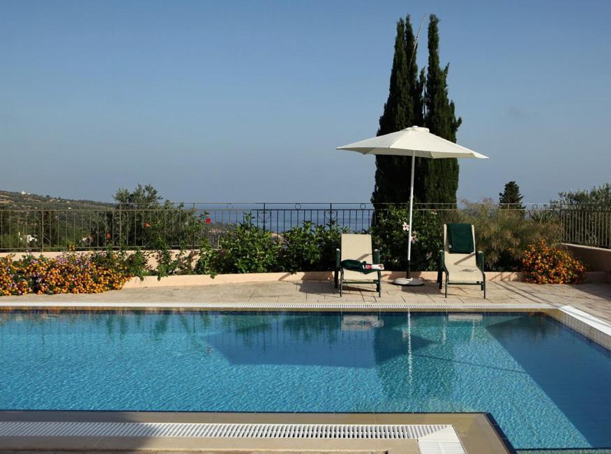Provenzo And Meliti Villas Lourdata  Exterior photo