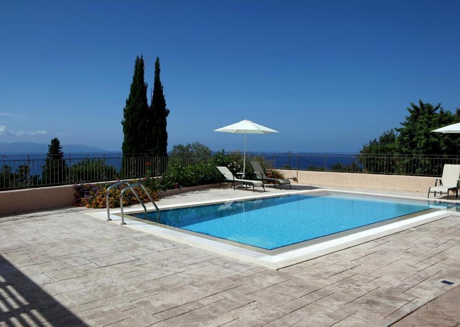 Provenzo And Meliti Villas Lourdata  Exterior photo